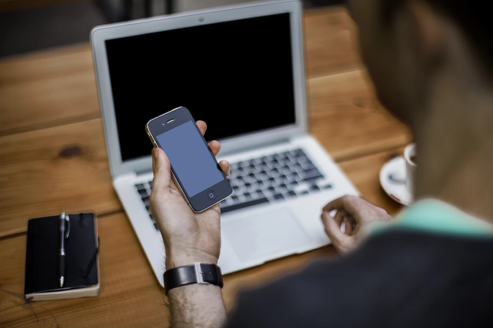Working carer presenteeism in the UK: the cost of staying at your desk